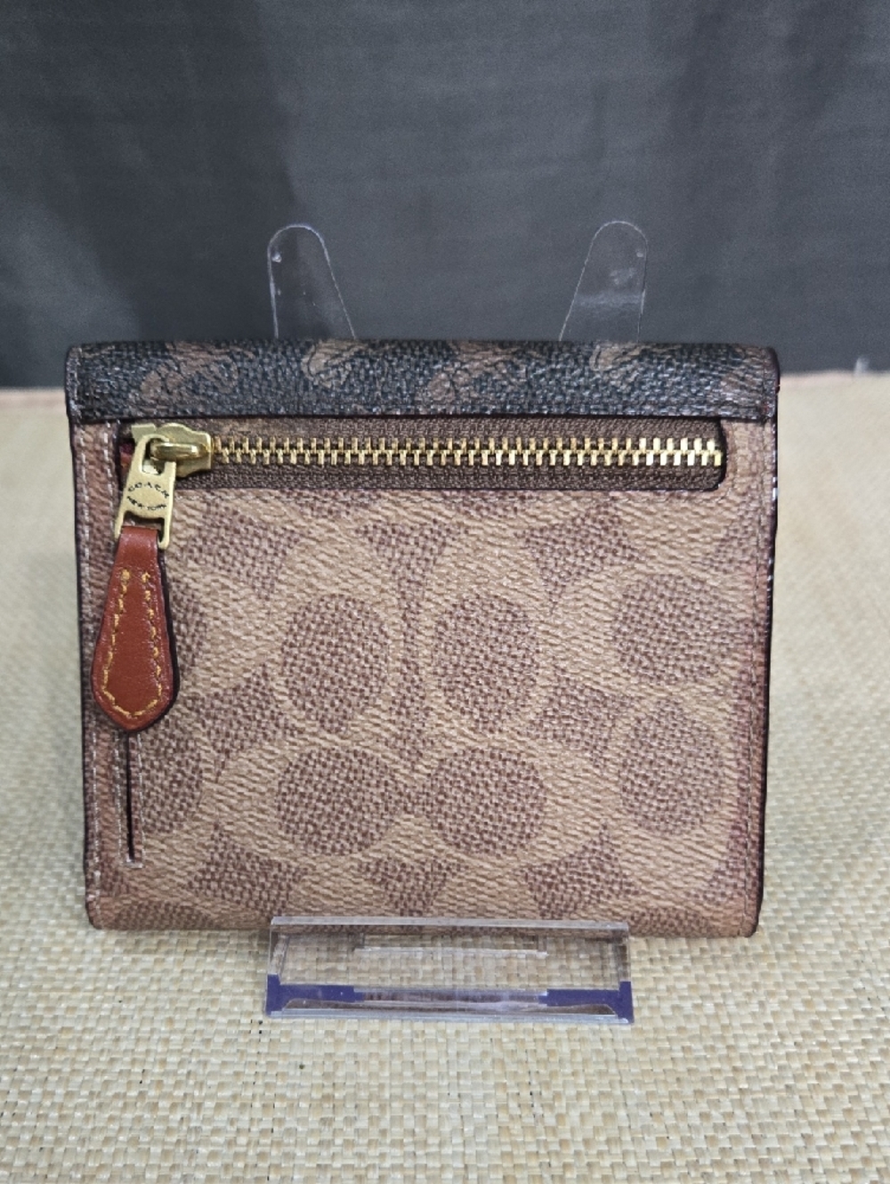 Coach Compact Envelope Wallet - Picture 2 of 9